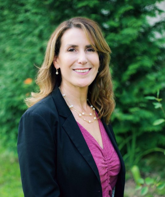 Lisa Preller, Empowered Midwifery Care PLLC