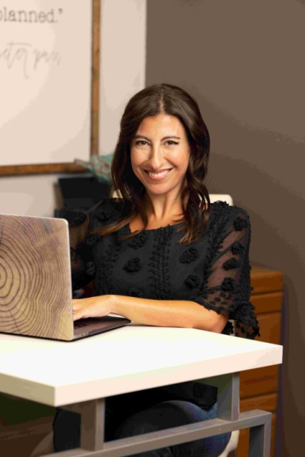 Laura Wakil, MD, IFMCP