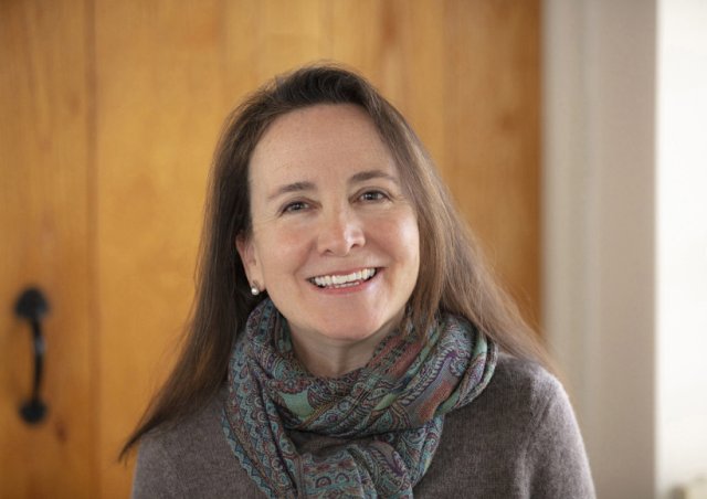 Virginia M. Hendry, DipND, DipNT