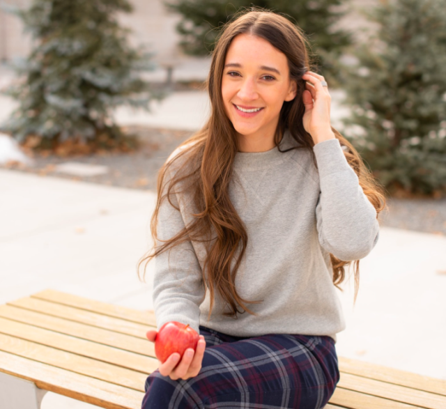 Stephenie L. Pisacano, ND